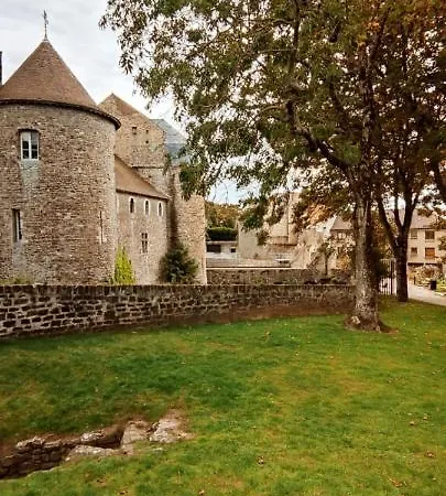 Apartman Le Godefroy De Bouillon *