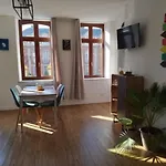 Appartement Le Godefroy De Bouillon *
