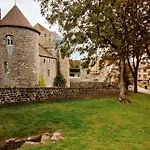 Apartament Le Godefroy De Bouillon *
