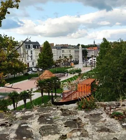 아파트 Le Godefroy De Bouillon